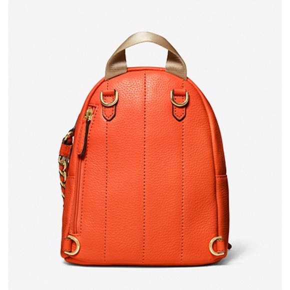 Micheal Kors, leather Slater backpack with tons of pockets. - Picture 3 of 15